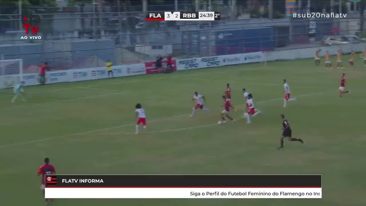 Gola&ccedil;o! Matheus Gon&ccedil;alves arranca da defesa, faz fila e entrega a Petterson, que marca