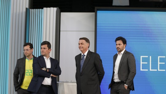 Bolsonaro no debate da Globo: sai Carluxo, entram Moro e Wajngarten