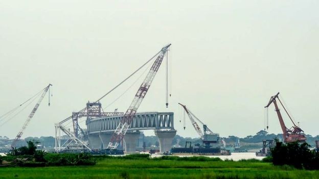 Construção da ponte Padma é um dos maiores projetos em curso no país (Foto: Getty Images)