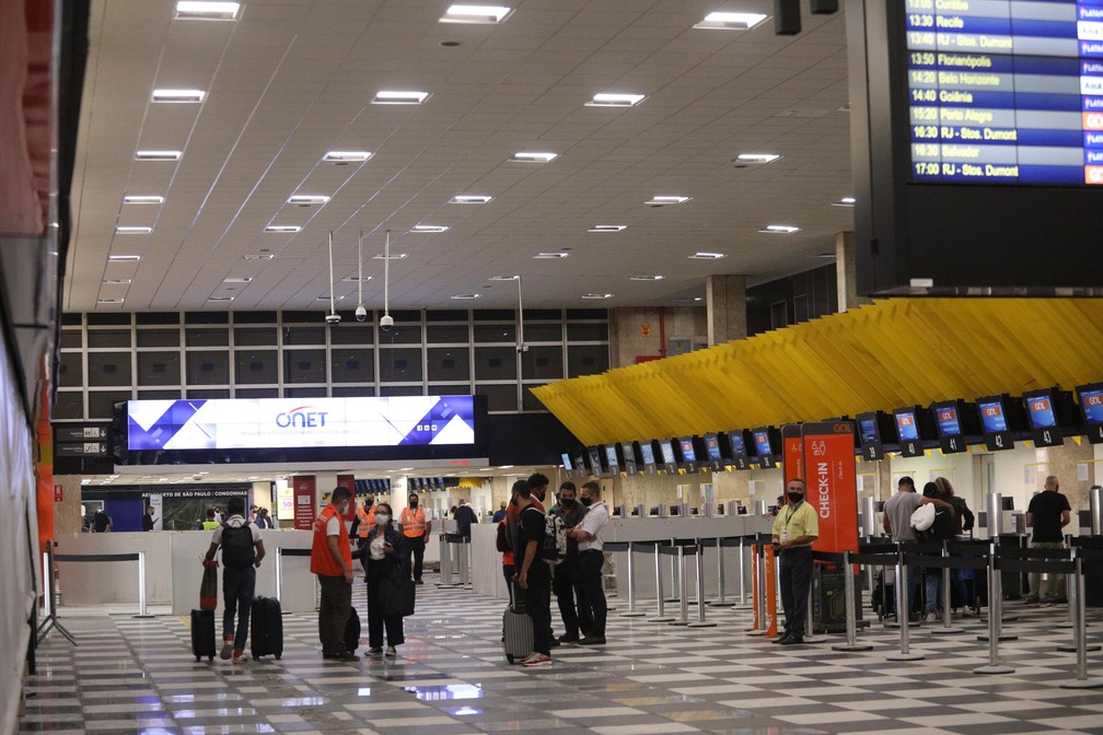 Prefeitura de SP pretende aumentar ações de prevenção à Covid em estradas, aeroportos e rodoviárias contra variante indiana a partir desta terça