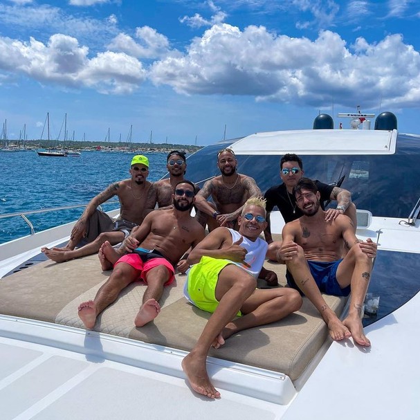 Neymar y amigos (Foto: Reproducción / Instagram)