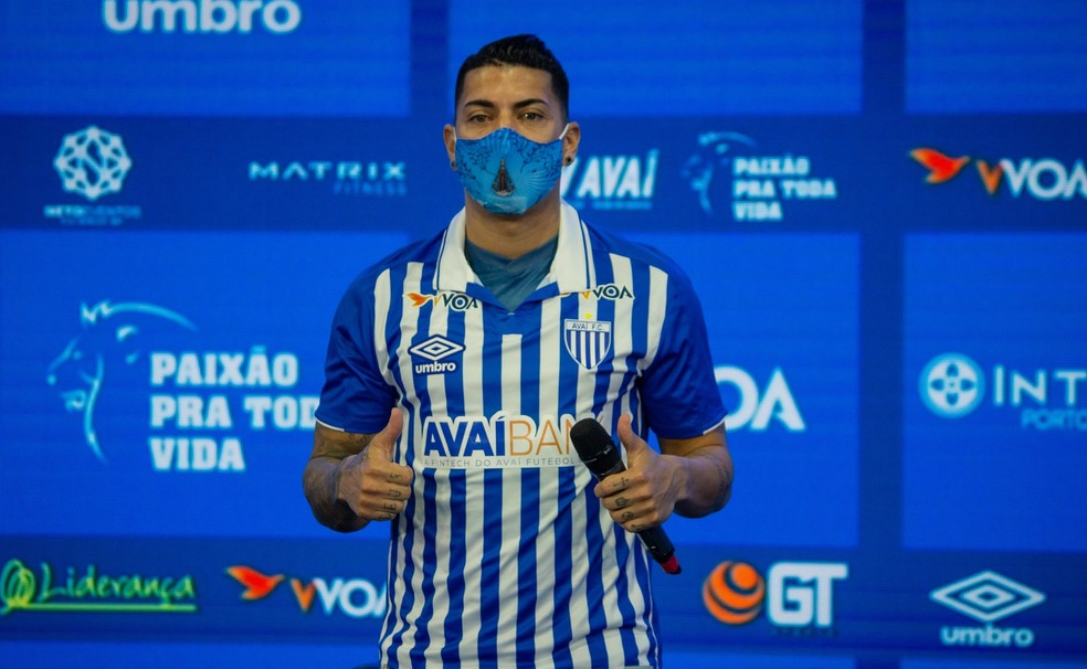 Apresentado no Avaí, Ralf diz que Corinthians é passado e projeta títulos: 