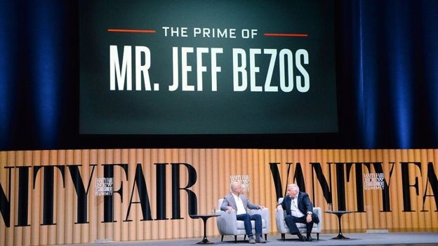 Os pais de Bezos emprestaram US$ 300 mil para ele fundar a própria empresa (Foto: Getty Images via BBC News Brasil)