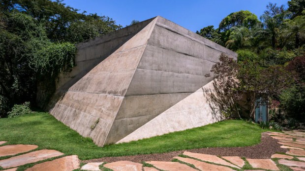 Obra de Lygia Pape: uma das 19 grandes instalações permanentes do Inhotim (Foto: Instituto Inhotim / Divulgação)
