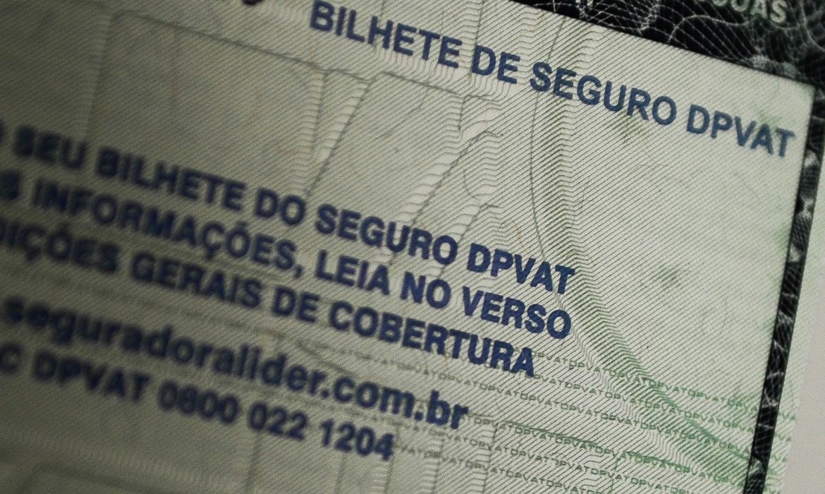Pelo segundo ano seguido, os motoristas não pagarão o DPVAT (Foto: Marcello Casal Jr./Agência Brasil)