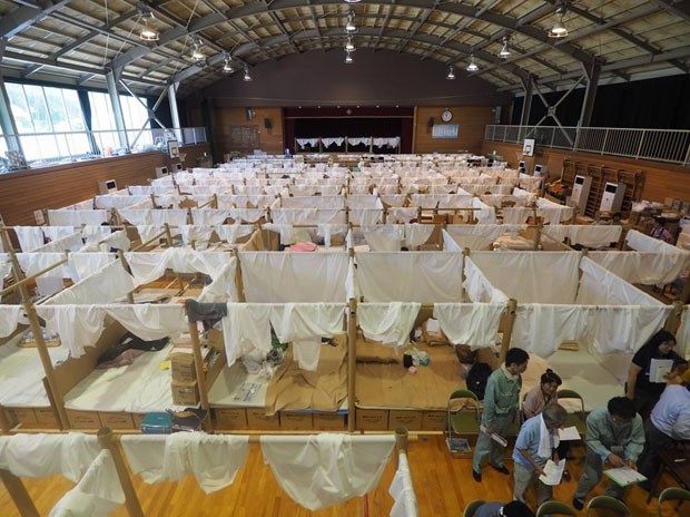 Arquiteto cria abrigos de material reciclado para vítimas de inundações no Japão (Foto: Divulgação)