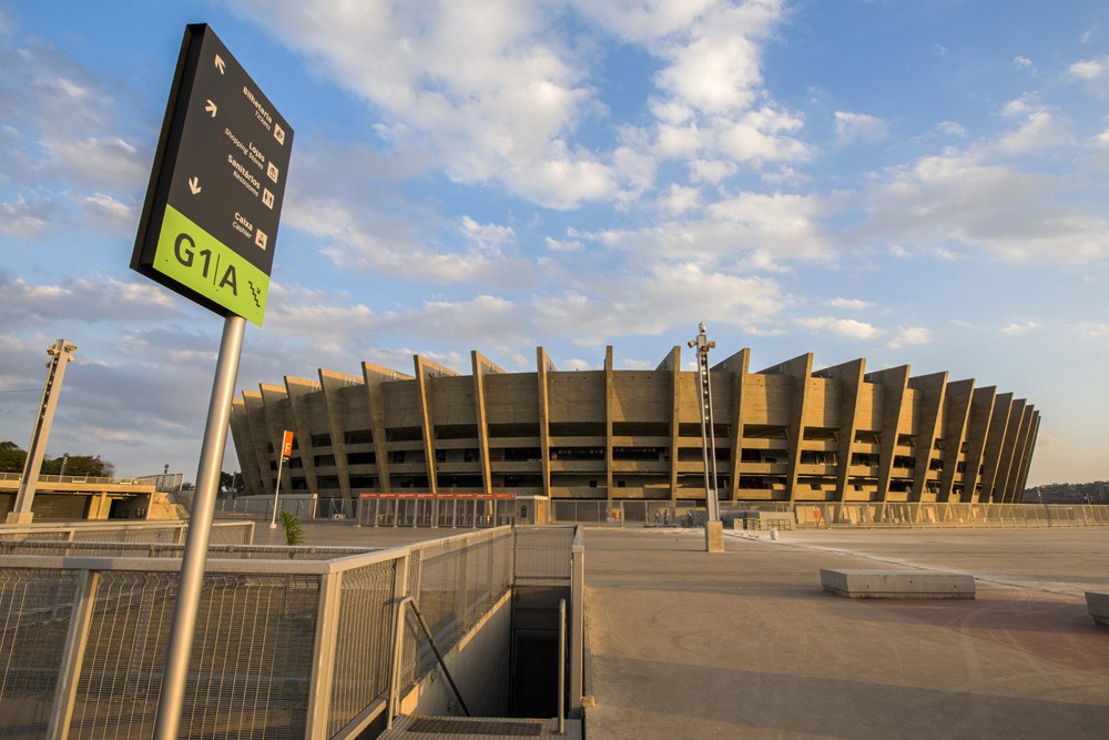 Jogo entre Cruzeiro e Athletic Club tem esquema especial de trânsito e transporte para jogo no Mineirão neste sábado