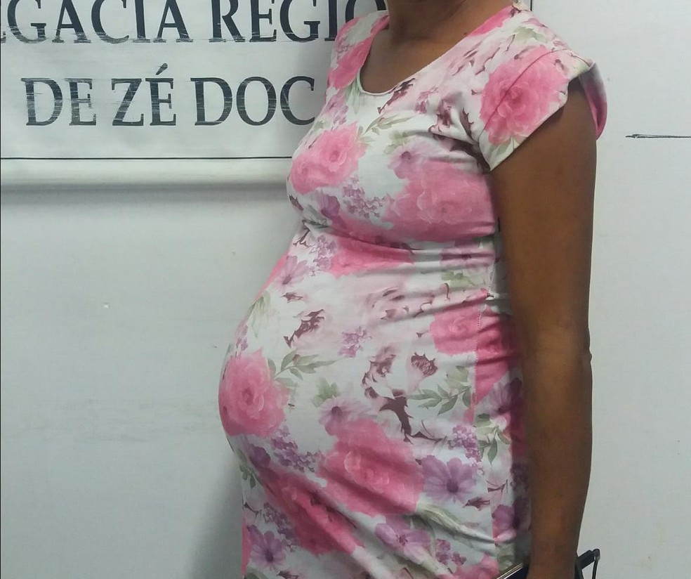 Mulher grÃ¡vida que teria sido empurrada por Pedro da Silva, de 48 anos, em Governador Newton Bello â€” Foto: DivulgaÃ§Ã£o/PolÃ­cia Civil 