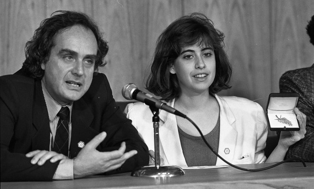 Arnaldo Jabor e Fernanda Torres, estrela de 'Eu sei que vou te amar', em 1986