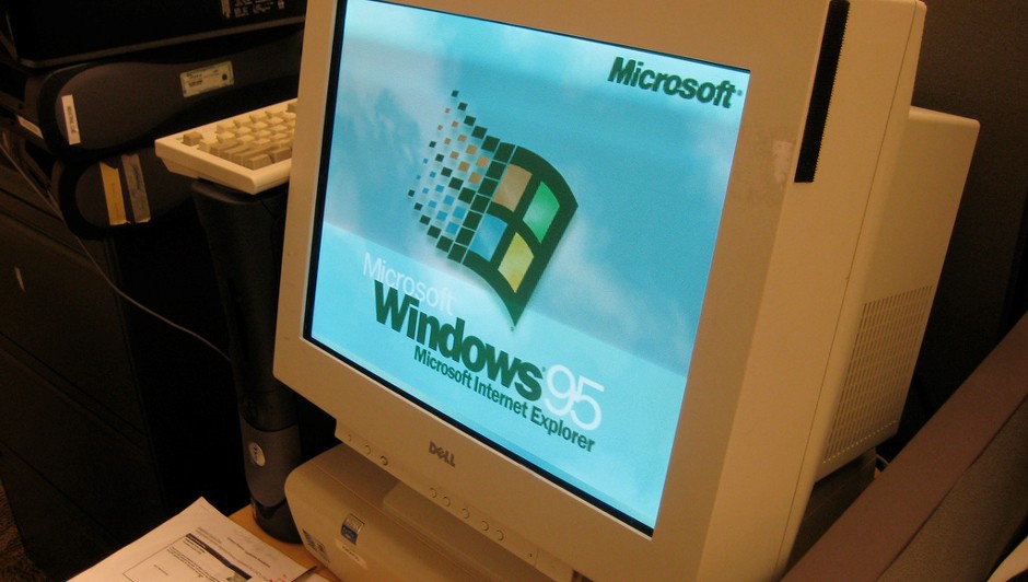 Cerca de 75% dos computadores do Pentágono rodam com Windows 95 (Foto: Creative Commons)