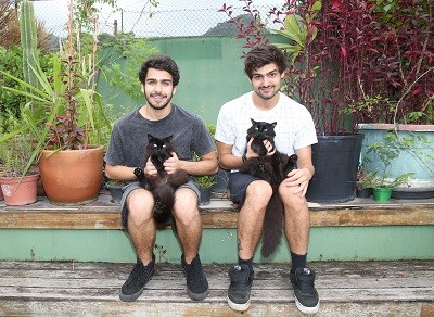 Sangue Novo Nas Pistas Conheca Os Djs E Produtores Do Duo Cat