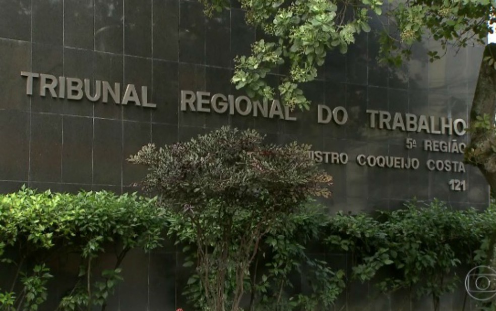 TRT em Salvador iria contratar empresa para auxiliar servidores em atividades esportivas — Foto: Reprodução/TV Bahia