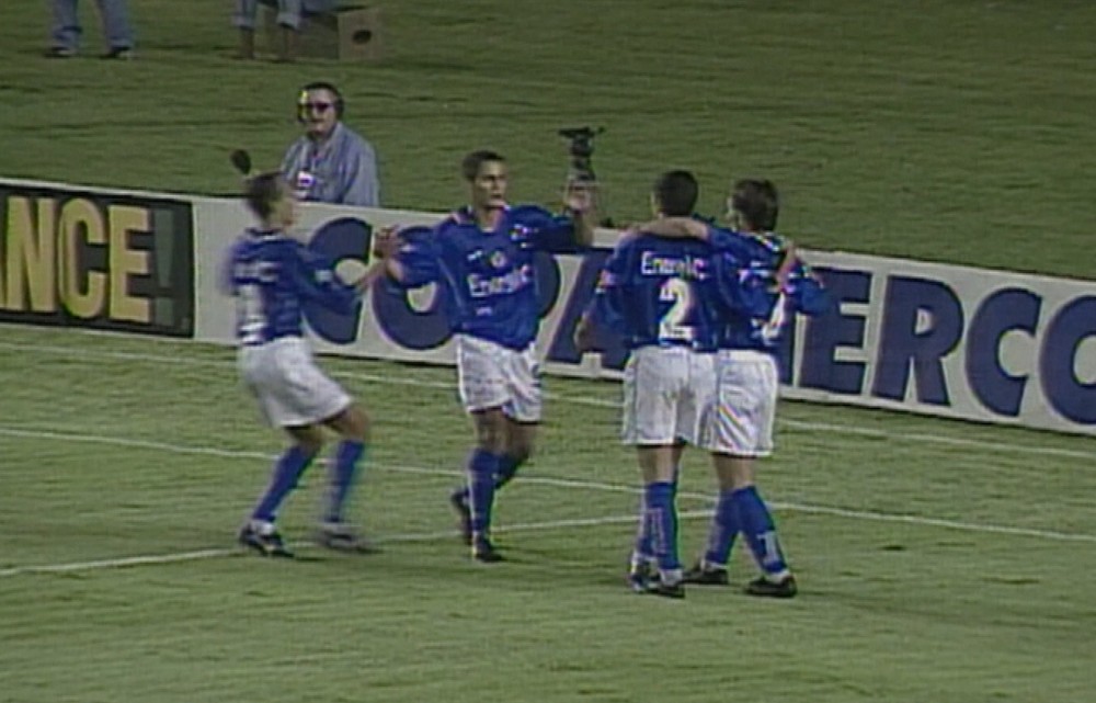 Goleada do Cruzeiro quebrou tabu diante do São Paulo, em 1998