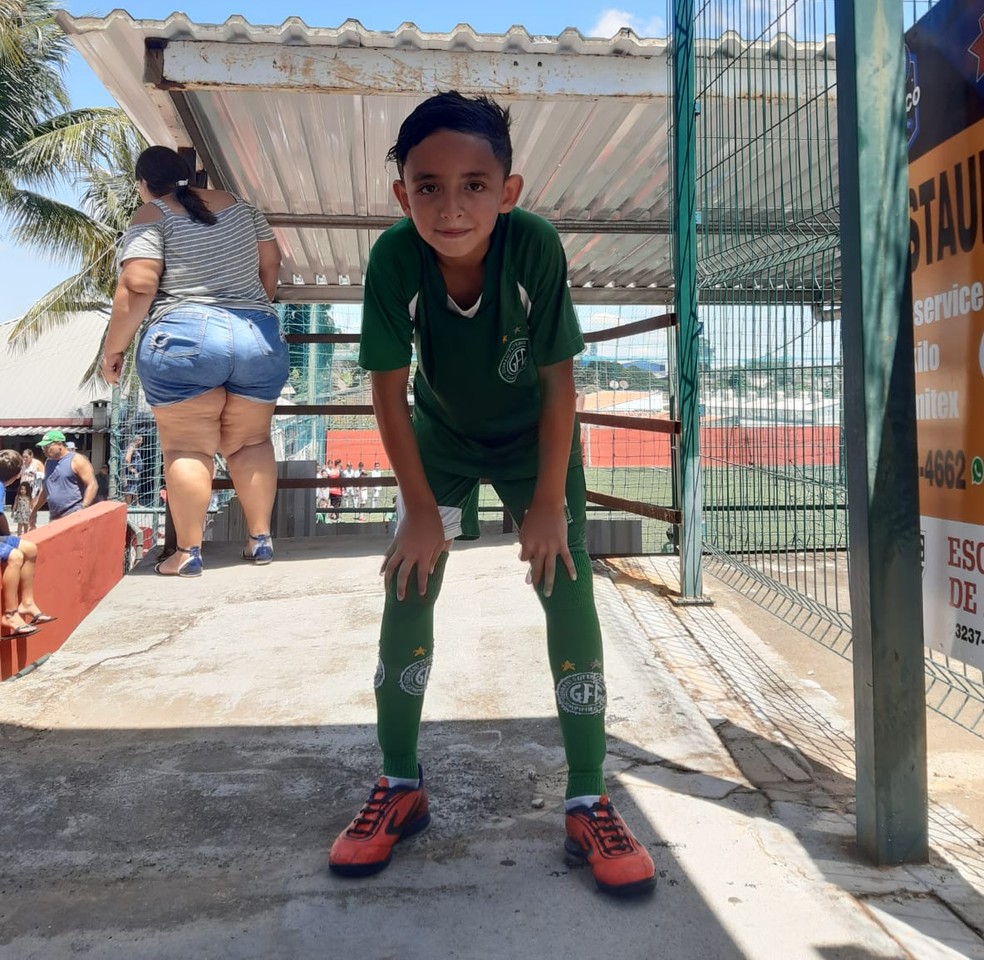 Guilherme com o uniforme do Guarani  — Foto: Arquivo Pessoal