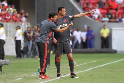 Zé Ricardo elogia time, mas esperava a vitória: Pela produção ofensiva