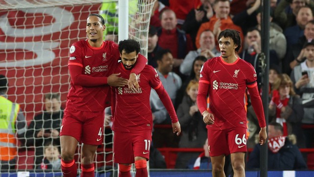 Salah é festejado em Liverpool x Manchester United 