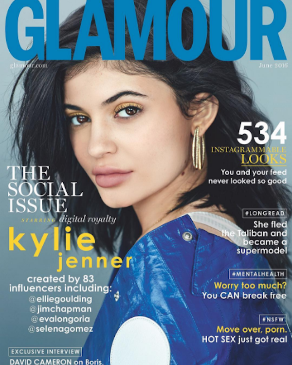 A capa da revista Glamour protagonizada por Kylie Jenner (Foto: Divulgação)