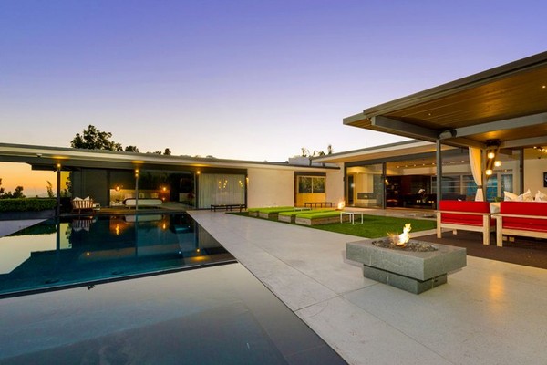 A casa colocada a venda pelo ator Matthew Perry (Foto:  Divulgação)
