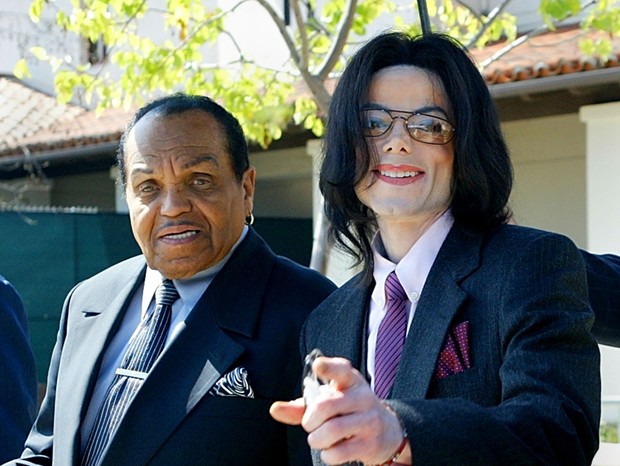 Michael Jackson e Joseph Jackson (Foto: Getty Images)