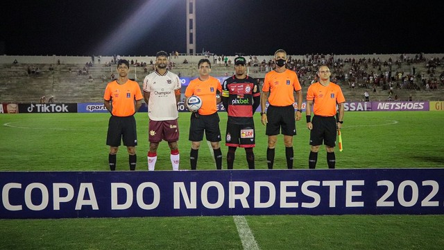 Sport e Grêmio fazem jogo equilibrado e ficam no empate por 0 a 0 no Recife