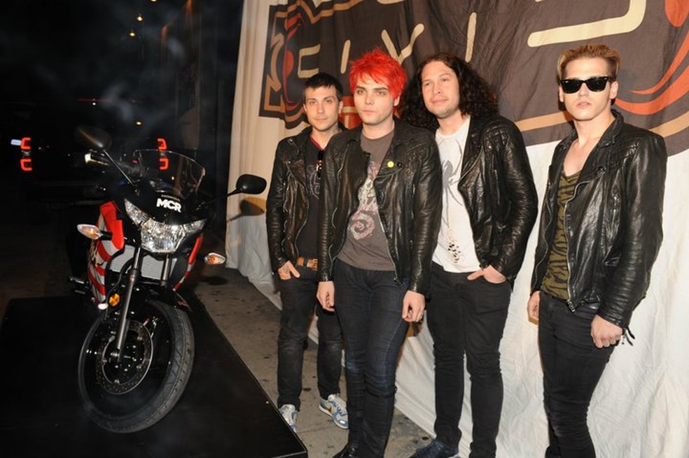 A banda My Chemical Romance, liderada por Way, em 2011 — Foto: Reprodução/Facebook/My Chemical Romance
