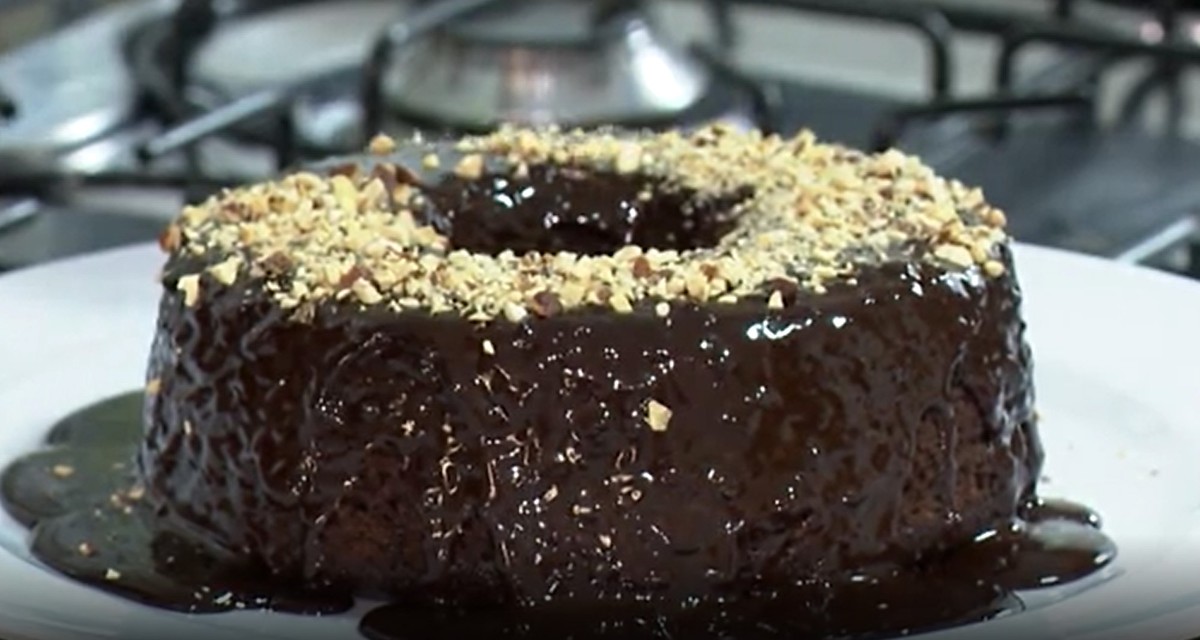 Bolo de Chocolate Fit é ótima opção para 'matar' vontade de doce