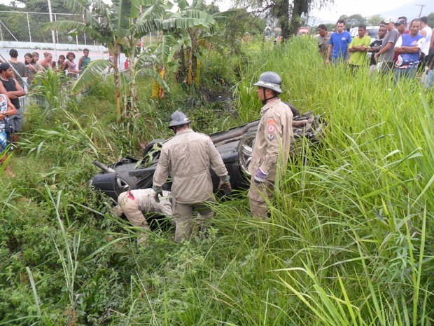 acidente em maricá (Foto: Romário Barros/Site Lei Seca Maricá)