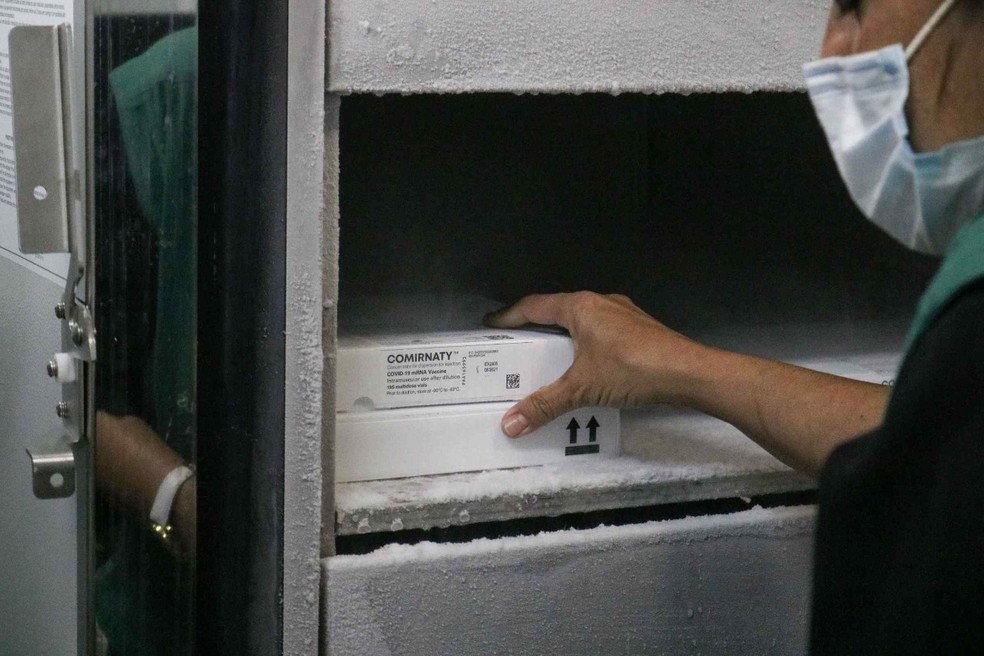 Vacinas da Pfizer foram armazenadas no Hemoam — Foto: divulgação