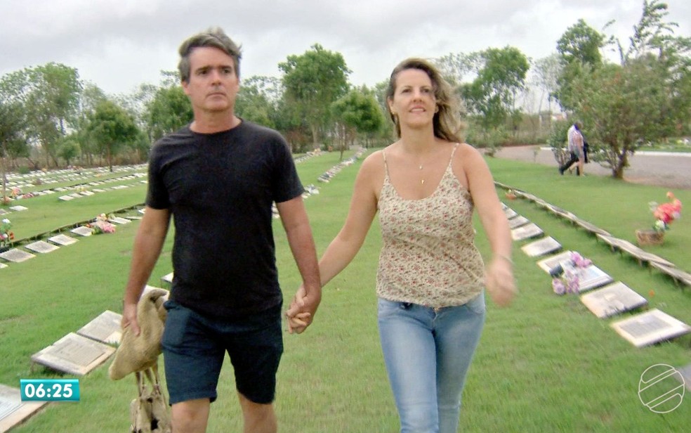 Sérgio e Silvana se conheceram no cemitério Bom Jesus de Cuiabá (Foto: TVCA/Reprodução)