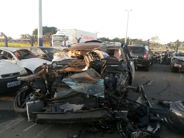 Cristiano Araújo sofre acidente na BR-153 Goiás (Foto: Renato Melo/Arquivo Pessoal)