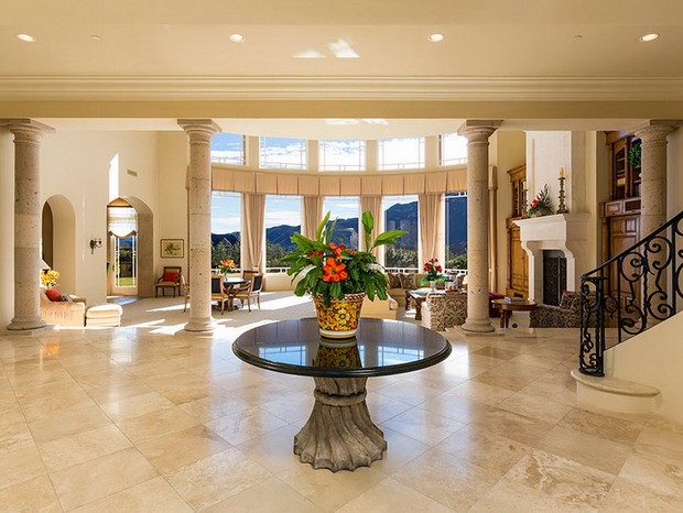 Interior da casa de Britney Spears em Thousand Oaks (Foto: Divulgação)