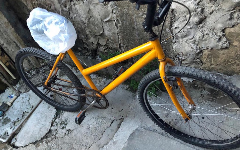 Bicicleta usada em assalto, apreendida com criminoso na Zona Sul do Recife, em 2018 — Foto: Polícia Civil/Divulgação