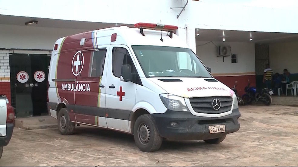 Até a tarde desta quarta-feira (6), as duas ambulâncias que deveriam atender Paço do Lumiar não estavam em condições de uso (Foto: Reprodução/TV Mirante)