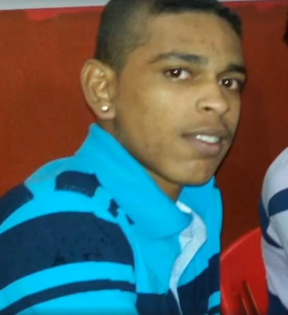 Alex Moura Gomes foi baleado em bar e executado dentro de ambulância enquanto era socorrido (Foto: Divulgação)