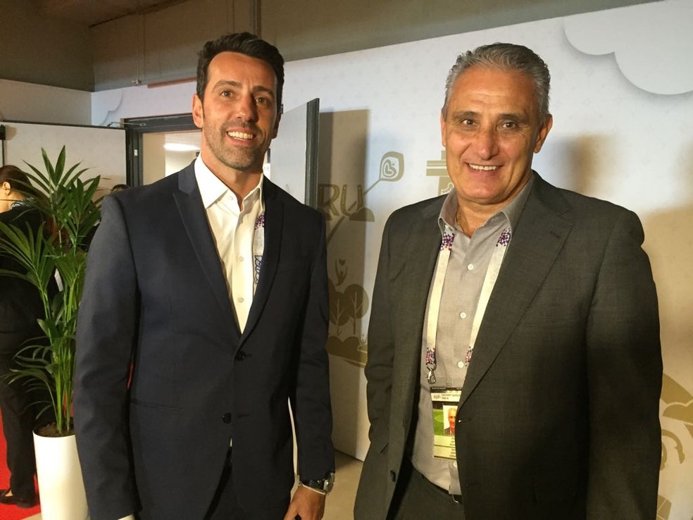 Edu e Tite em São Petersburgo (Foto: Jorge Natan / GloboEsporte.com)
