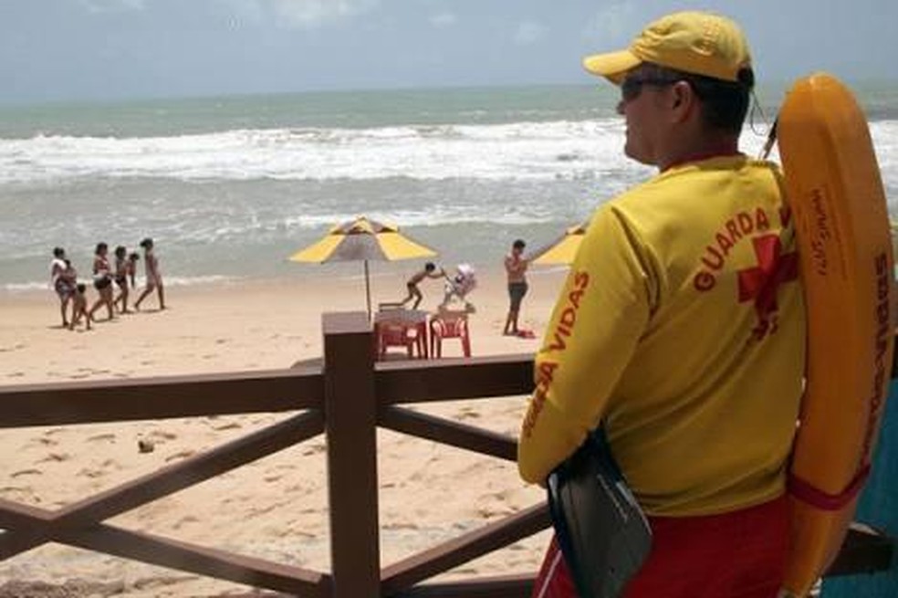 Corpo de Bombeiros reforça presença de guarda-vidas nas praias da Grande Natal e região Oeste — Foto: CBRN/Divulgação