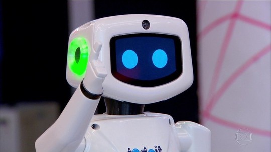Inteligência artificial avança em empresas, indústrias e escolas