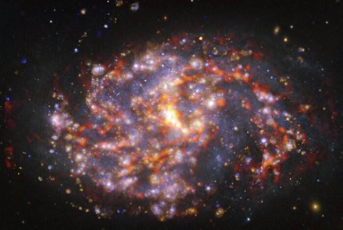Imagem da galáxia próxima NGC 1087 (Foto: ESO/ALMA (ESO/NAOJ/NRAO)/PHANGS)