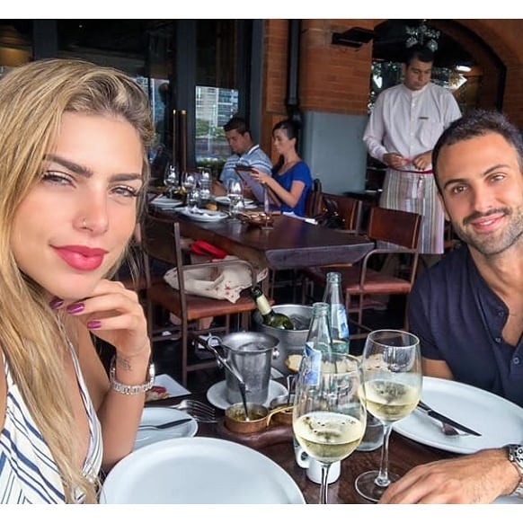 Erika Schneider e Victor Peres em fotos antigas (Foto: Reprodução/Instagram)