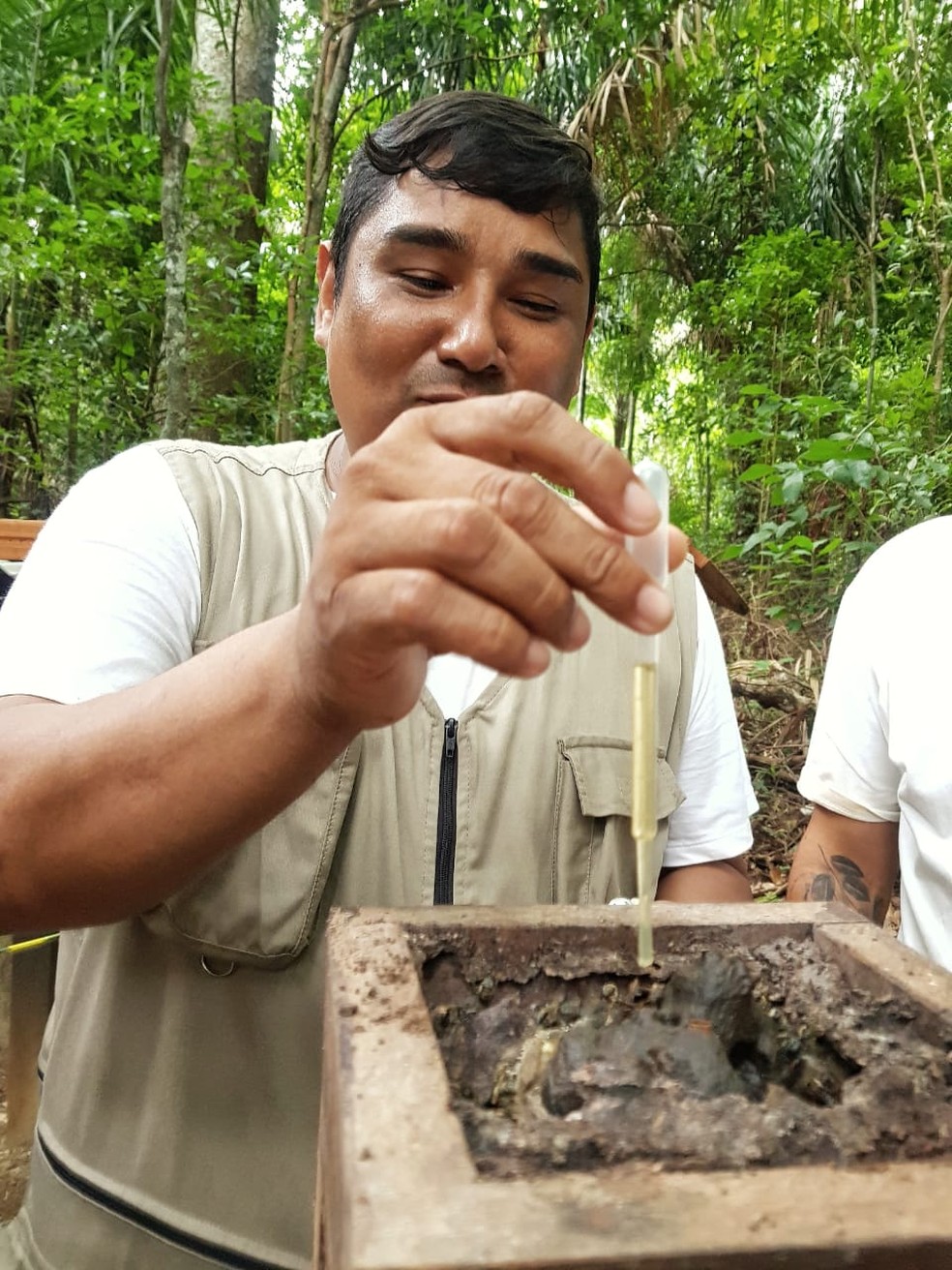 Atração incentiva o consumo do mel da Amazônia como alimento funcional, não só como remédio — Foto: Jorge Júnior/Rede Amazônica