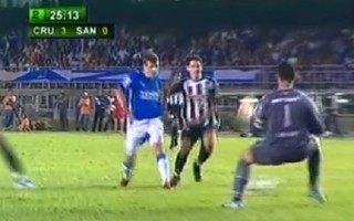 Memória: Em 2008, Guilherme quebra jejum do Cruzeiro diante do Santos