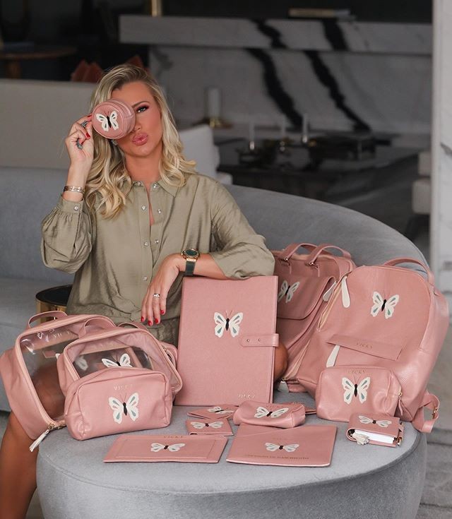 Ana Paula Siebert mostra mala de maternidade (Foto: Reprodução/Instagram)