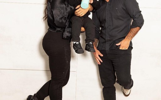 Andressa Miranda se irrita com foto do filho em perfis de fofoca: "Chato"