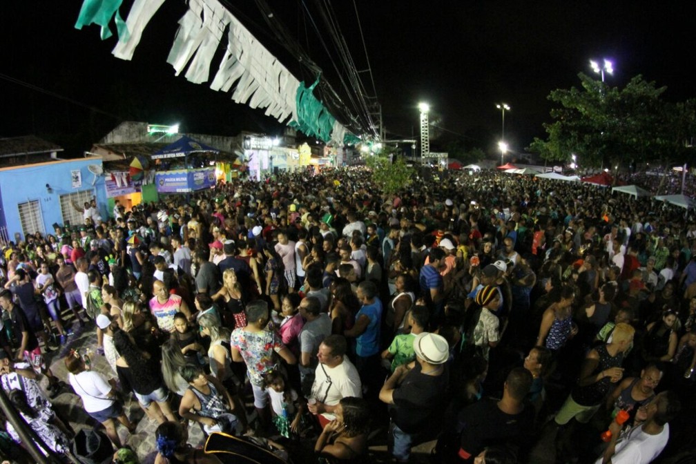 Desfile do Homem da MeiaNoite; FOTOS Carnaval 2018 em Pernambuco G1
