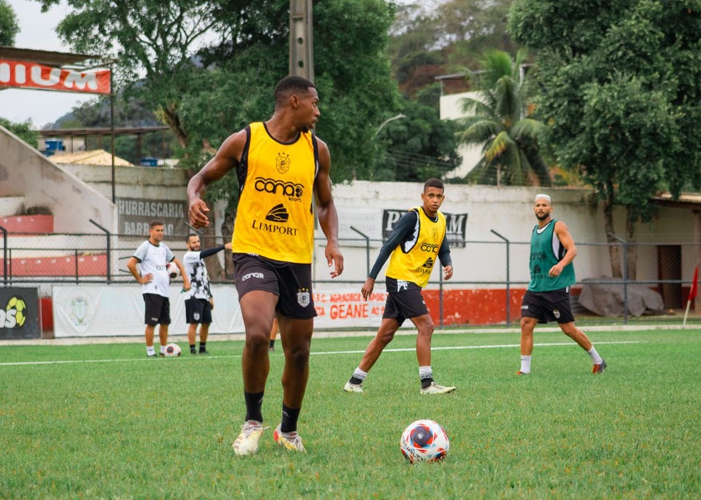 Americano se prepara para início da Série A2 e visa conquistar lugar na Série A1 do Carioca — Foto: Pedro Siqueira