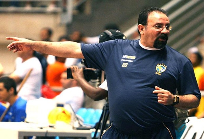 PC Oliveira técnico futsal (Foto: Divulgação)