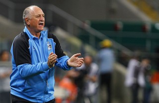 Um turno depois, Grêmio volta ao G-4 turbinado por efeito Felipão; compare
