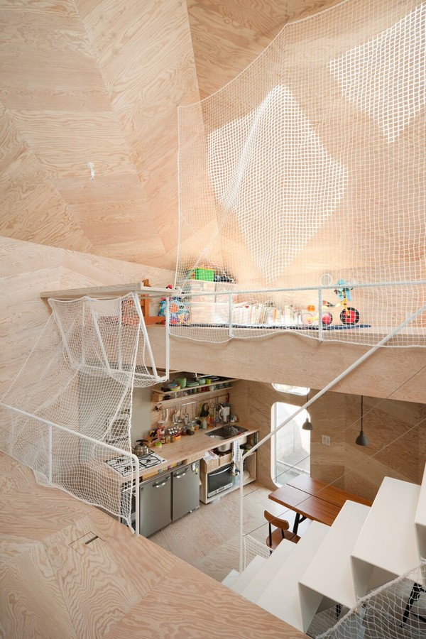 Imóvel de 26 m² funciona como casa e loja de biscoitos no Japão (Foto: Takumi Ota)