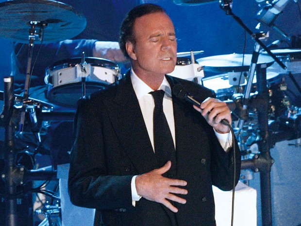 Julio Iglesias lanza el álbum 