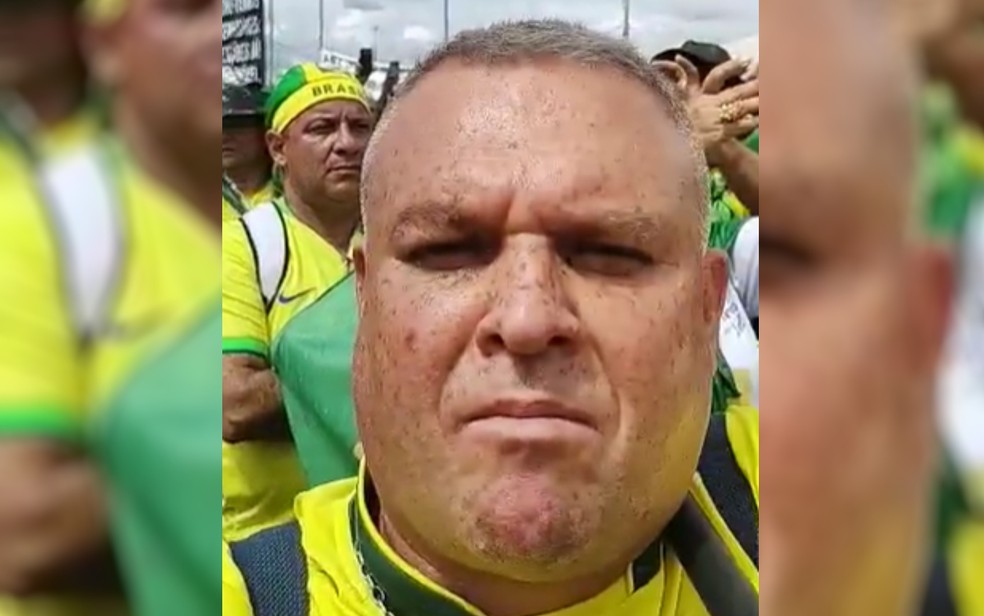 Ex-presidente da CDL de Rio Verde, Lucimário Benedito, conhecido como Mário Furacão, invade o Palácio do Planalto em Brasília — Foto: Reprodução/Facebook Mário Furacão